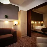 Xavin Wellness & Restaurant 4* ハルカーニャ