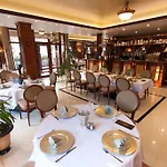 ホテル Xavin Wellness & Restaurant ハルカーニャ