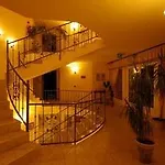 ホテル Xavin Wellness & Restaurant ハルカーニャ