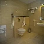 ホテル Xavin Wellness & Restaurant ハルカーニャ