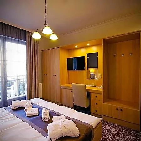 Xavin Wellness & Restaurant Harkány