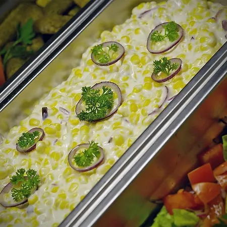 Xavin Wellness & Restaurant Harkány