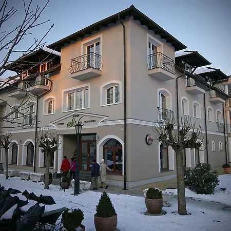 Hotel Xavin Wellness & Restaurant Harkány