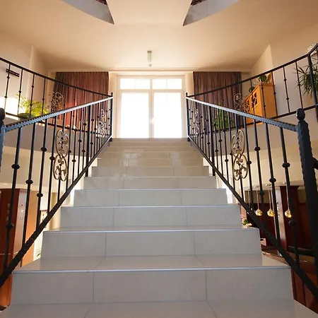 Xavin Wellness & Restaurant 4* Harkány