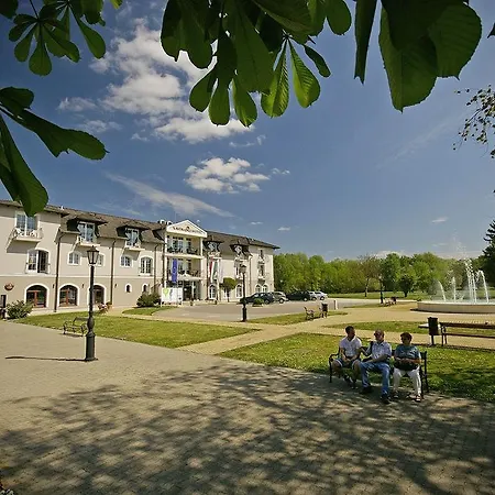Xavin Wellness & Restaurant Hotel Harkany