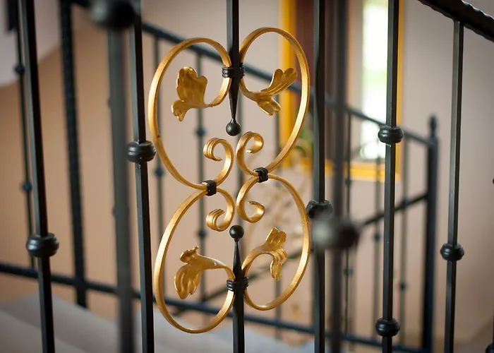 Xavin Wellness & Restaurant 호텔 4*