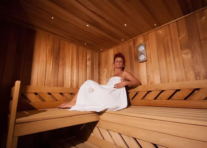 Hotel Xavin Wellness & Restaurant Harkány